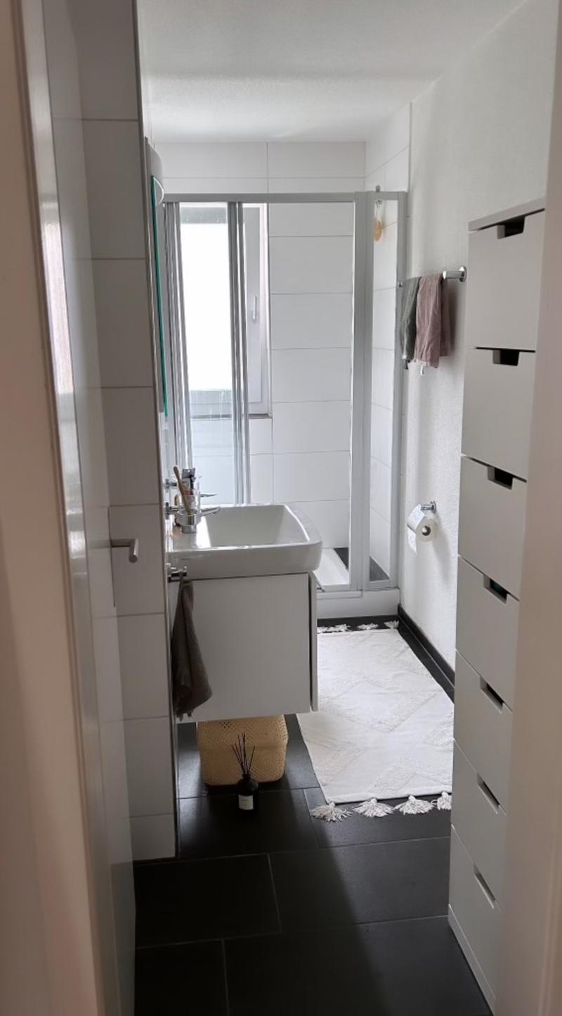 Modernes & helles WG-Zimmer mit Balkon und Top-ÖV-Anbindung (6)