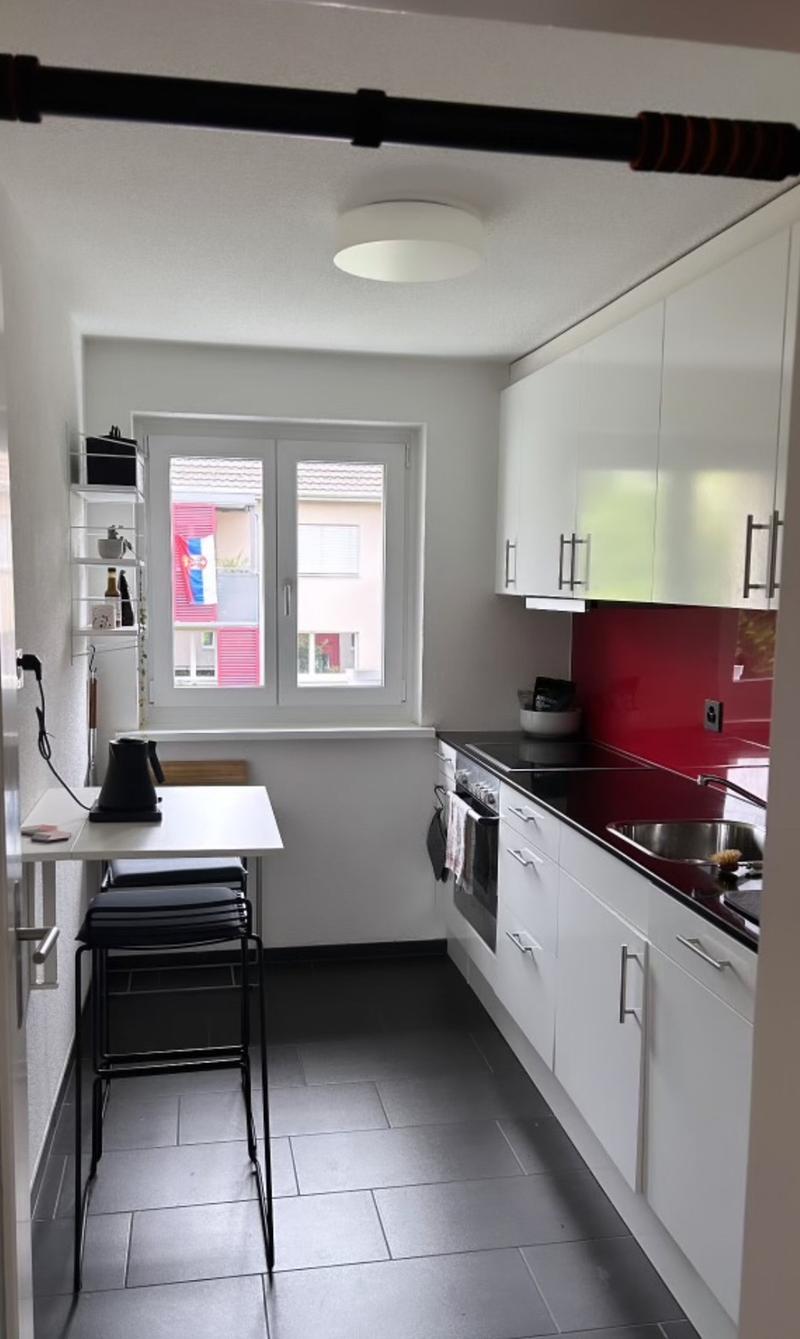 Modernes & helles WG-Zimmer mit Balkon und Top-ÖV-Anbindung (5)