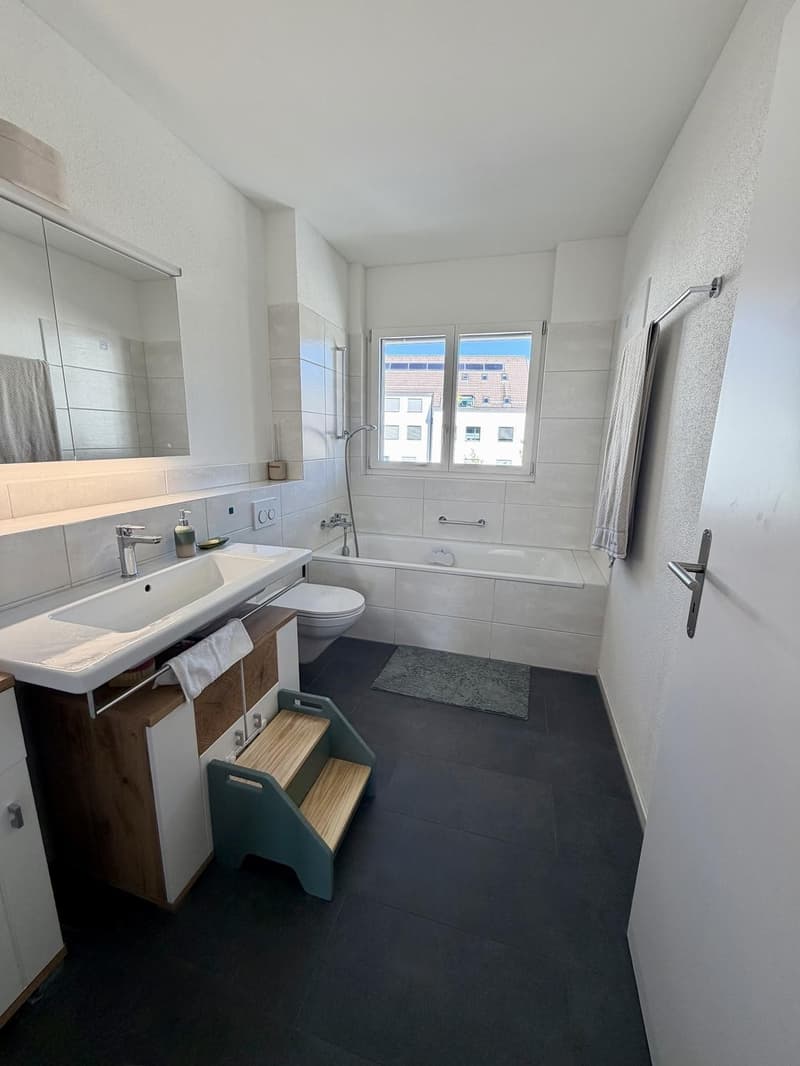 Nachmieter gesucht: helle 4.5-Zimmer-Wohnung in Otelfingen, ab 1.1.2027 (6)