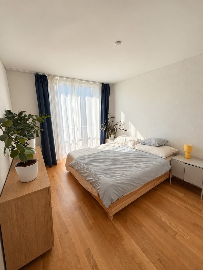 Helle 3.5-Zimmer-Wohnung im 5. OG mit Loggia und Balkon in Kriens (9)