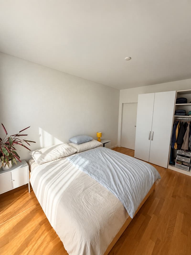 Helle 3.5-Zimmer-Wohnung im 5. OG mit Loggia und Balkon in Kriens (7)