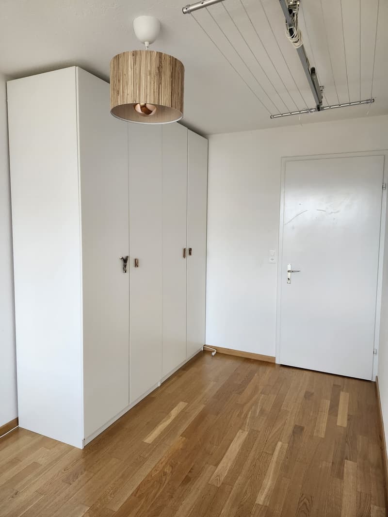 Helles Zimmer mit Seeblick zur befristeten Untermiete (2)