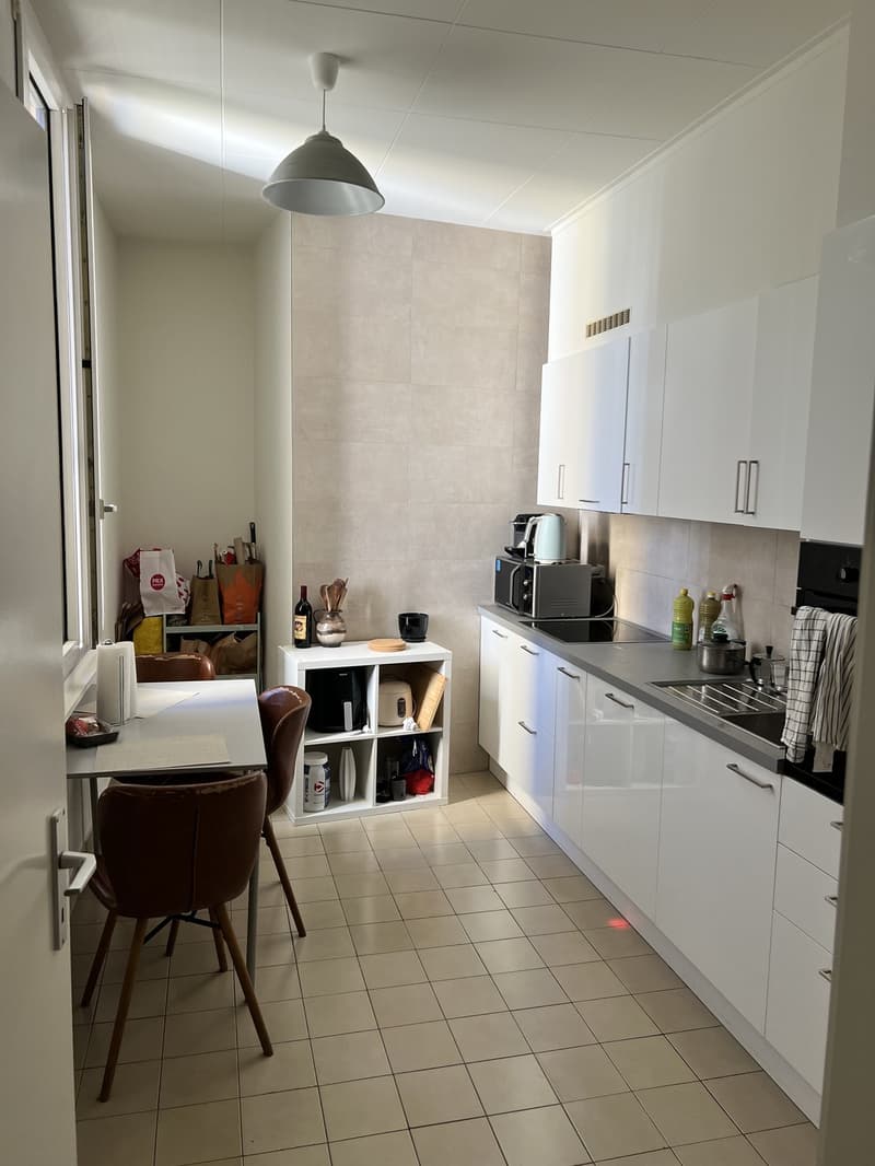 Room available in a shared apartment  Bel-Air, Lausanne (city centre) (2)