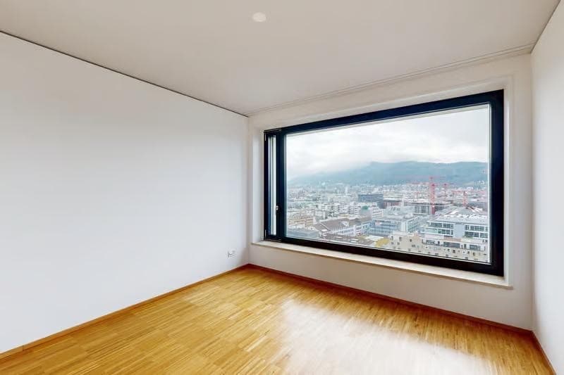Grosszügige 4-Zimmer-Wohnung in Zürich-Altstetten  ca. 100 m² (5)