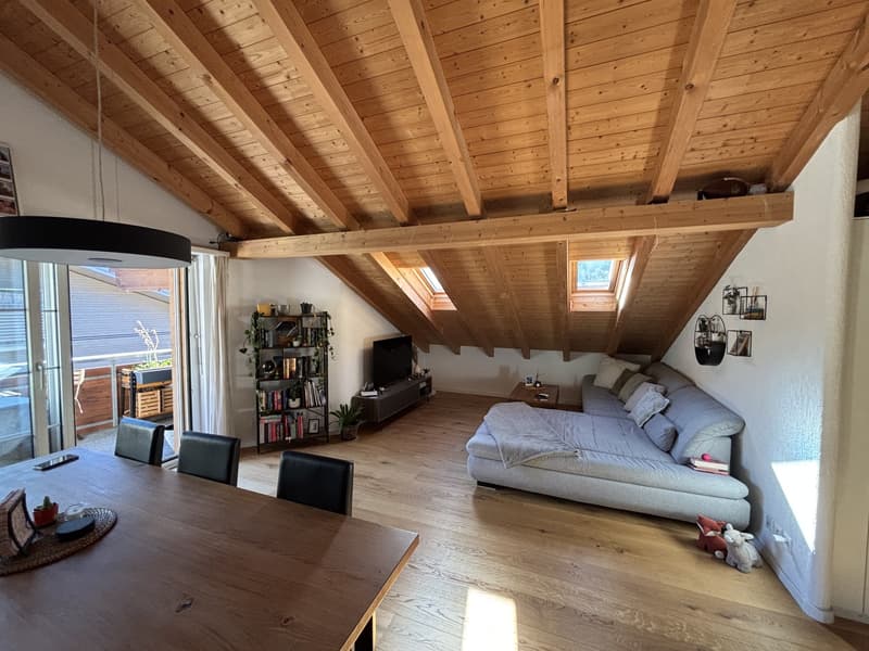 Moderne Dachwohnung in Wilderswil (3)