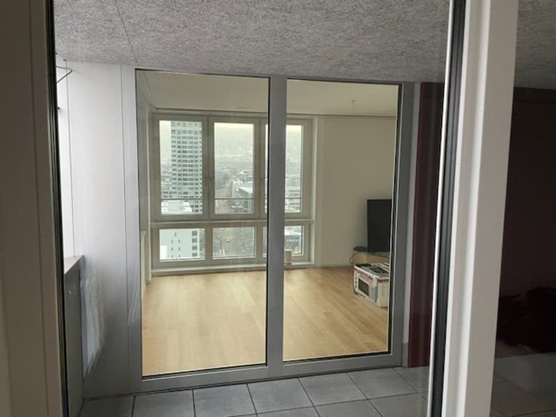 möbliertes 2.5 Zimmer exklusive im LetziTurm (bitte Text vollständig lesen!!!) (7)