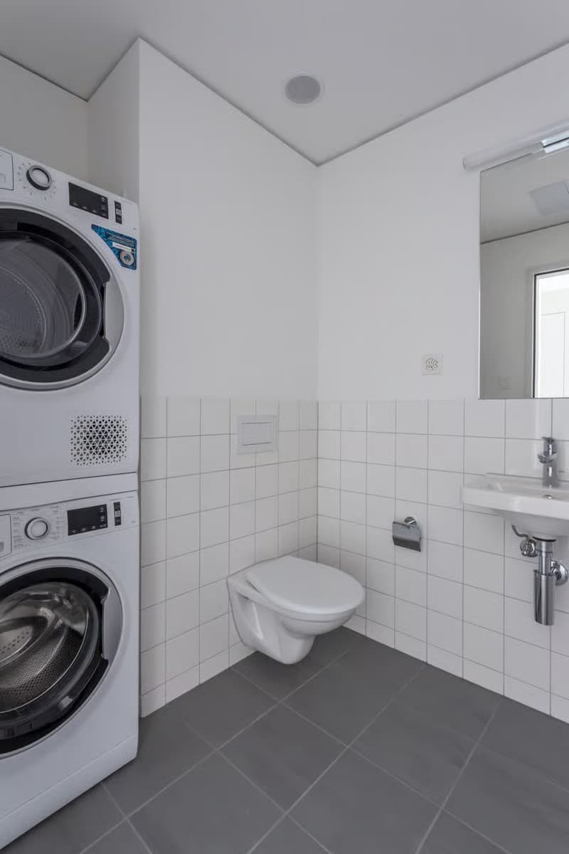 möbliertes 2.5 Zimmer exklusive im LetziTurm (bitte Text vollständig lesen!!!) (11)