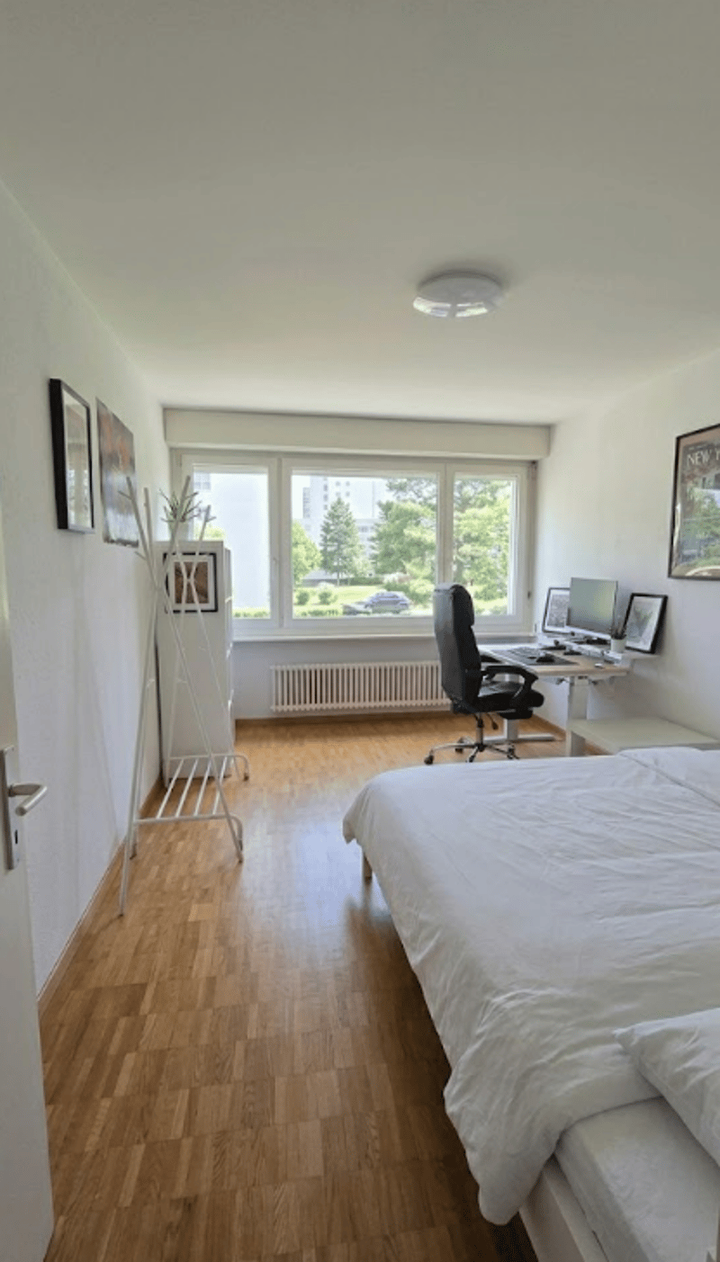 3.5 flat (2 bedrooms) available immediately (13)