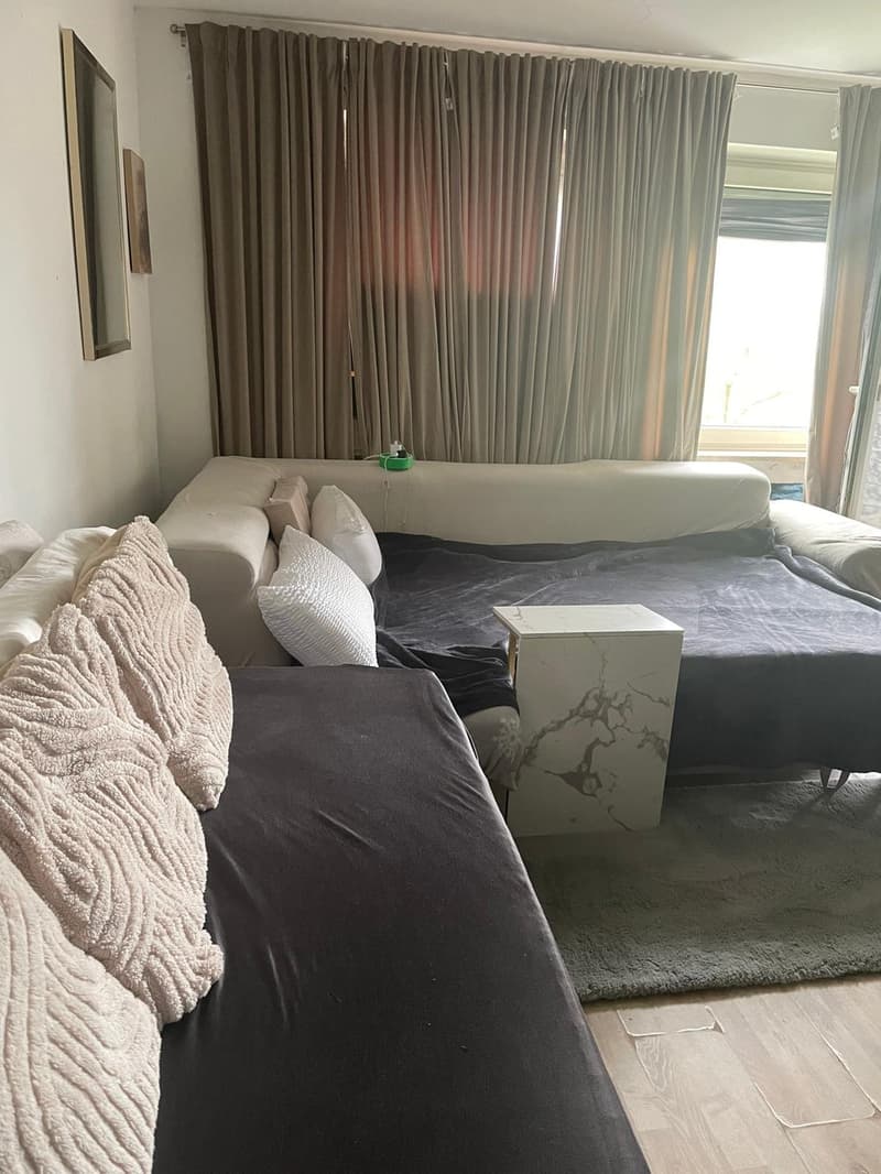 WG ZIMMER 20M2 2 Personen 1450 CHF 1Petson 980 (11)