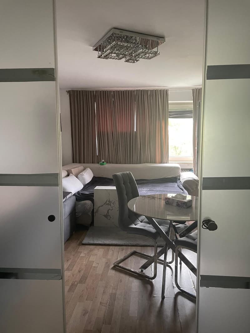 WG ZIMMER 20M2 2 Personen 1450 CHF 1Petson 980 (5)