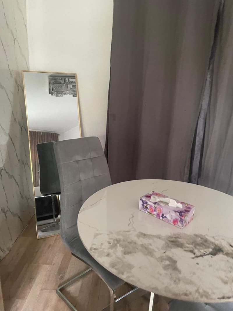 WG ZIMMER 20M2 2 Personen 1450 CHF 1Petson 980 (3)
