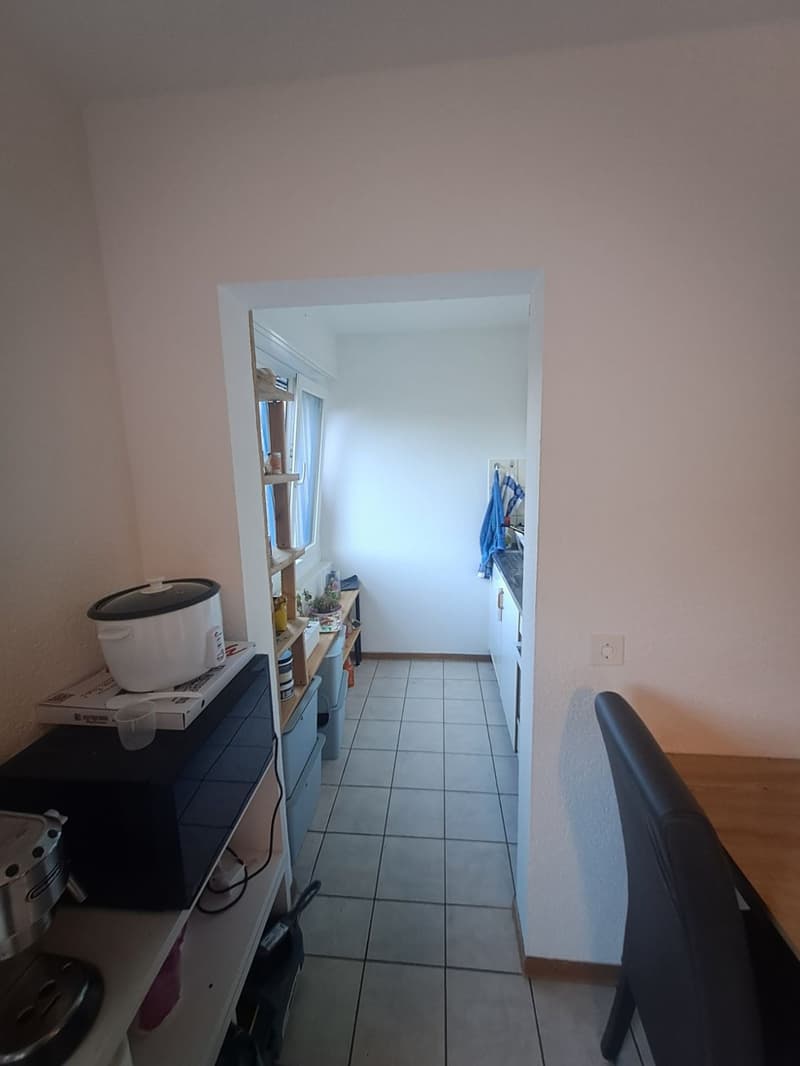 Studio à proximité des commerces (4)