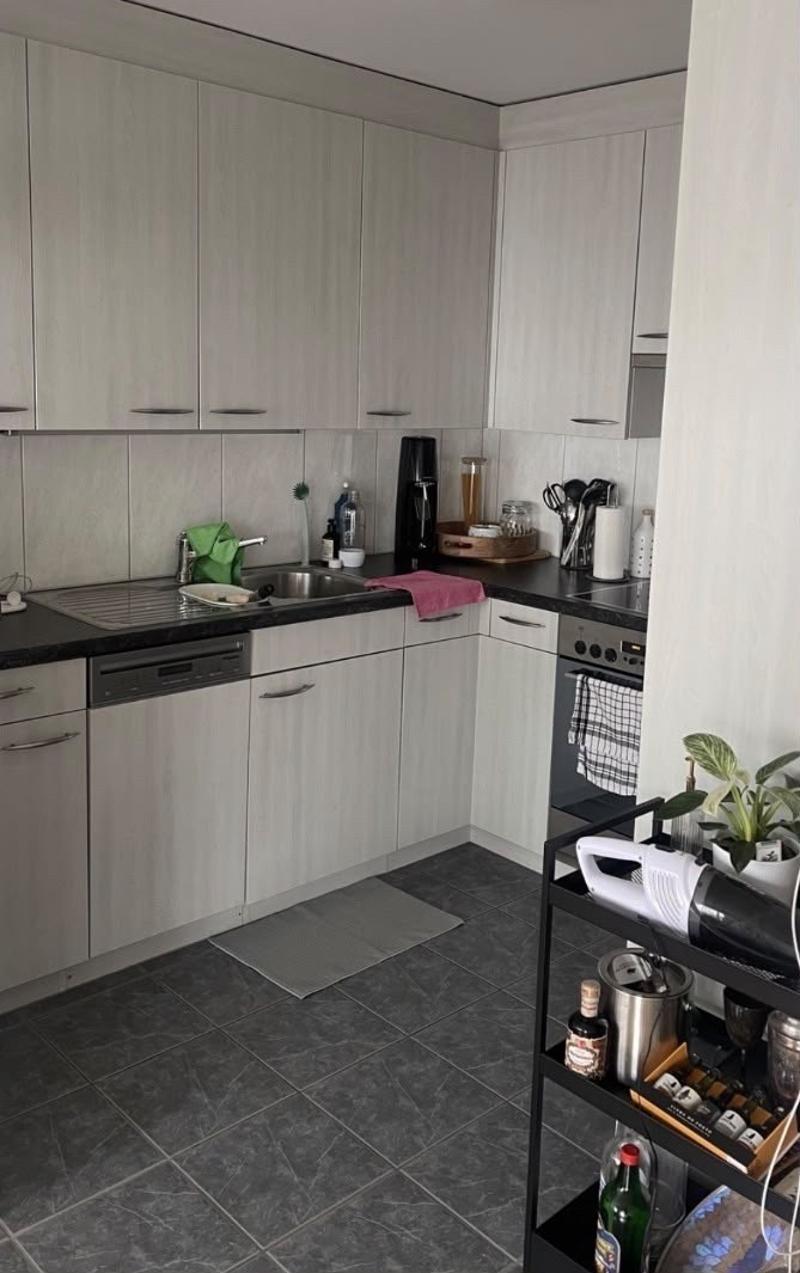 Helle 2.5 Zimmer-Wohnung in Bülach (3)