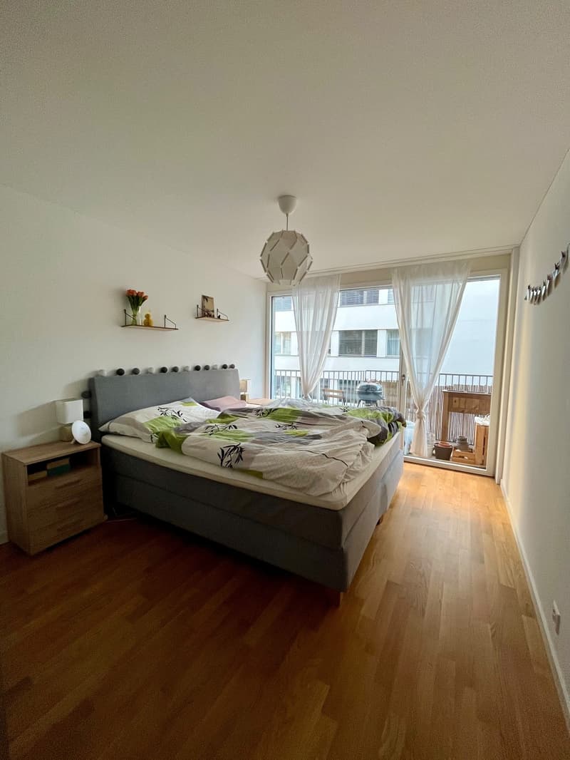 Zentral gelegene 3.5-Zimmerwohnung zu vermieten (2)