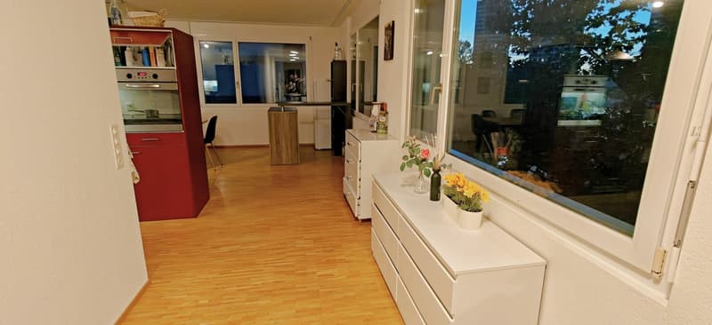 Möbliertes WG Zimmer mit eigenem Bad (9)