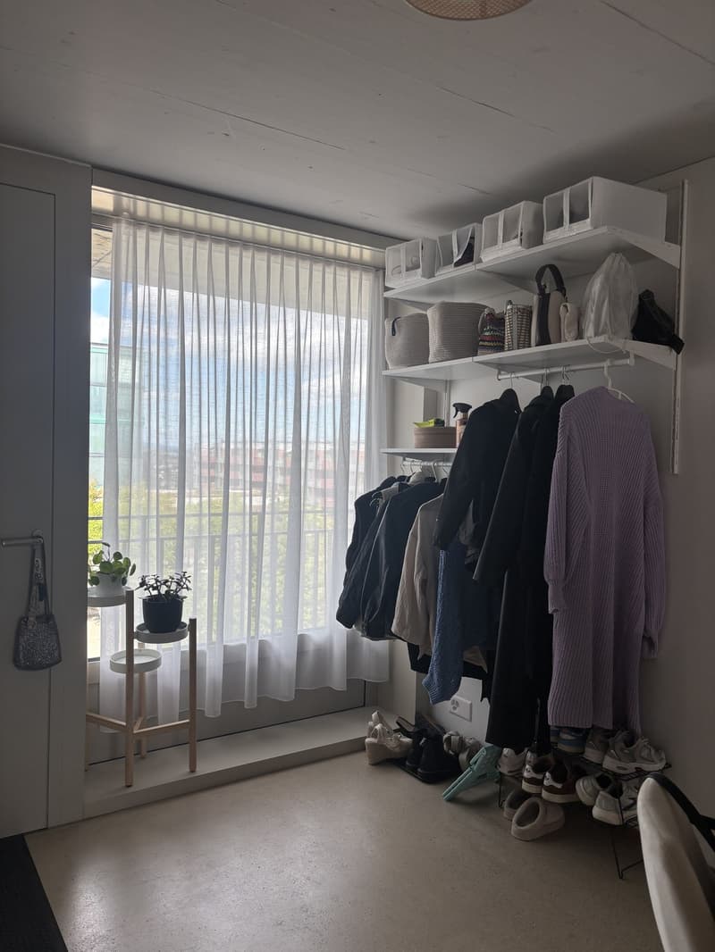 Möbilierte 2.5 Zimmer Wohnung in Horgen BEFRISTET (1)