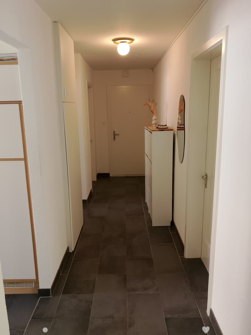 Helles, gemütliches und möblierters Zuhause zur Zwischenmiete (31.10.12.12.2026) (3)