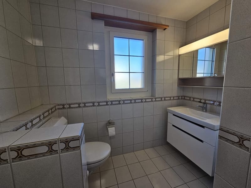 Grosszügige 4.5-Zimmer-Maisonette-Wohnung mit Balkon in Fehraltorf (5)