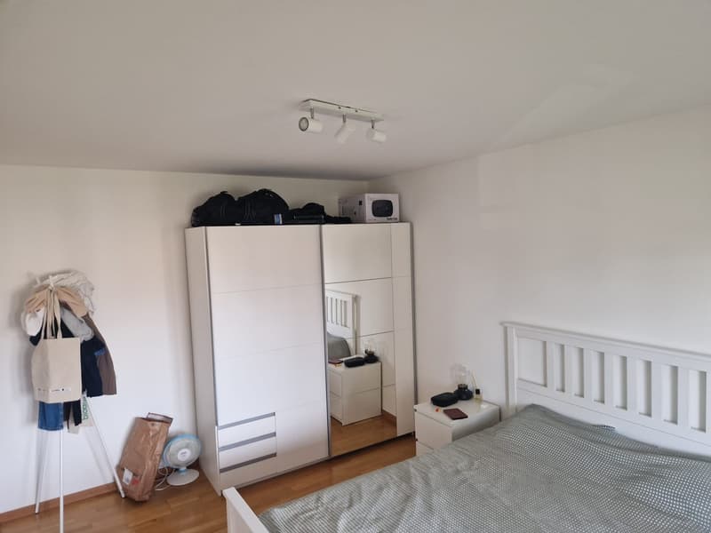 Sonnige 2.5-Zimmer-Wohnung mit Balkon in 8617 Mönchaltorf (8)