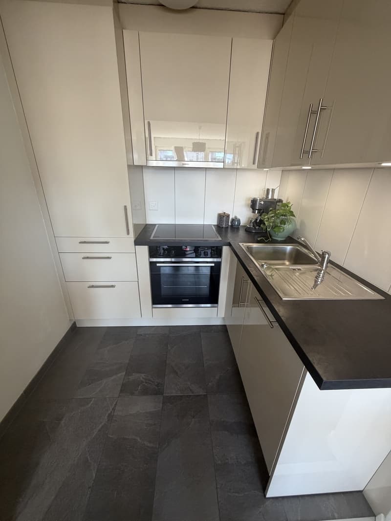 Renovierte 3-Zimmer-Wohnung mit Balkon (2)
