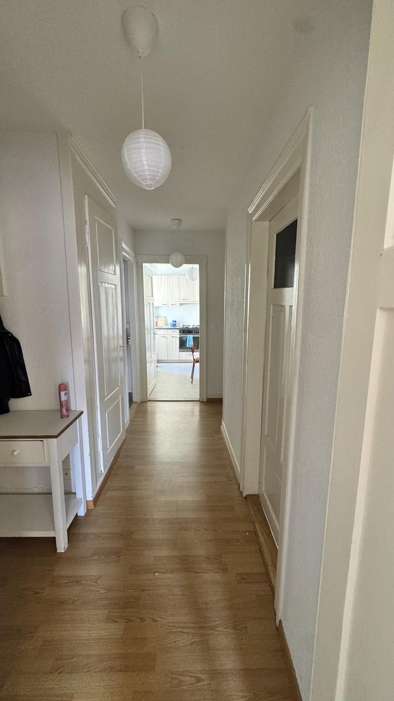 Schönes WG-Zimmer in Altbauwohnung zu vermieten (4)
