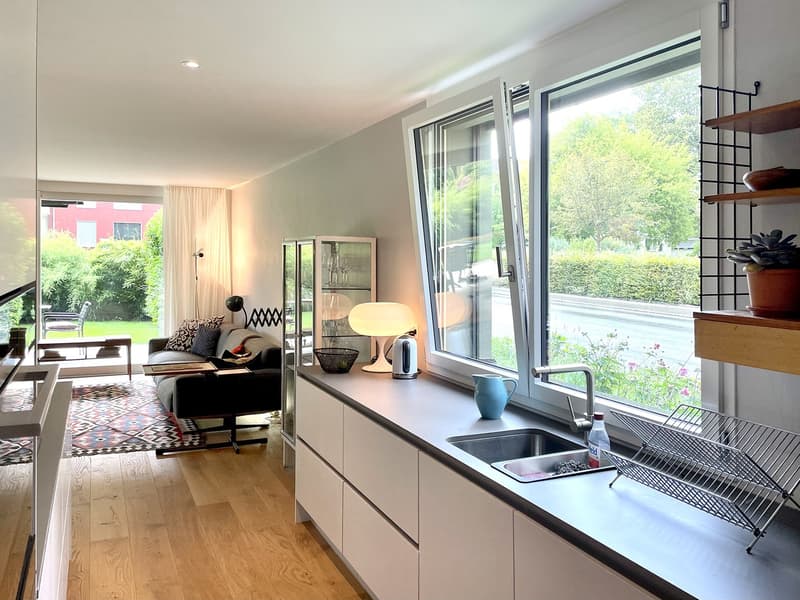 Wunderschöne vollständig 2.5-Zimmer-Wohnung mit Garten (5)