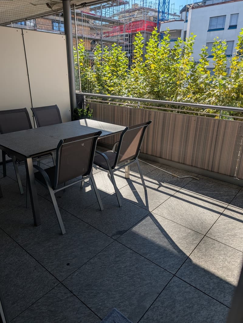 Grosszügige 5.5-Zi-Wohnung (143 m²) mit Terrasse & Waschturm im Zentrum Uster (4)