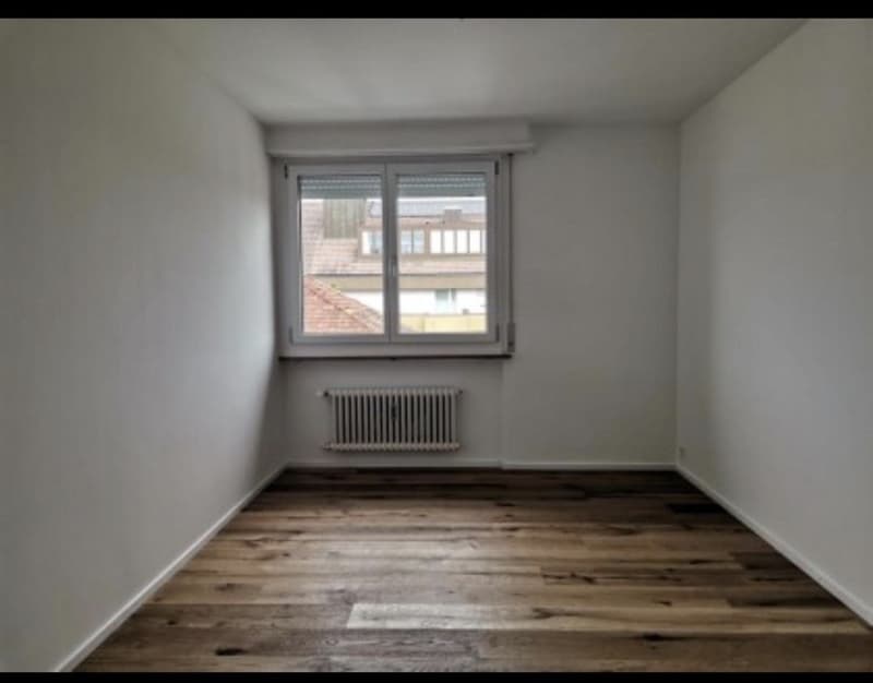 Sehr schöne grosse 4 1/2 Wohnung im Herzen von Gossau (3)