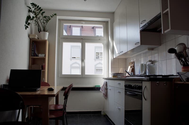 Kurzzeitmiete an zentraler Lage im Kreis 4: charmante Wohnung (2 Zimmer) (4)