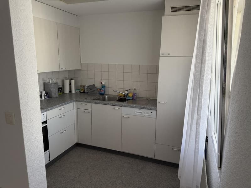 Suche Nachmieter für meine 2-1/2 Zimmer Wohnung (5)