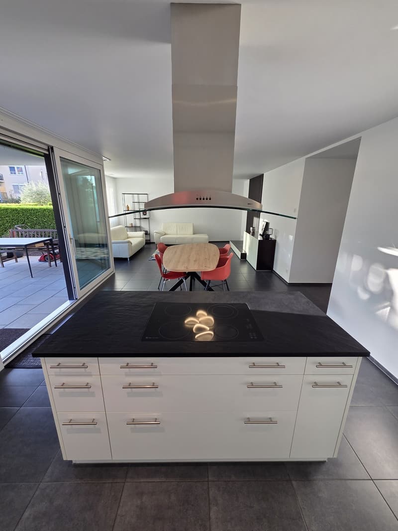 Renovierte 3.5-Zimmer-Gartenwohnung, rollstuhlgängig, ruhige Wohnlage (11)