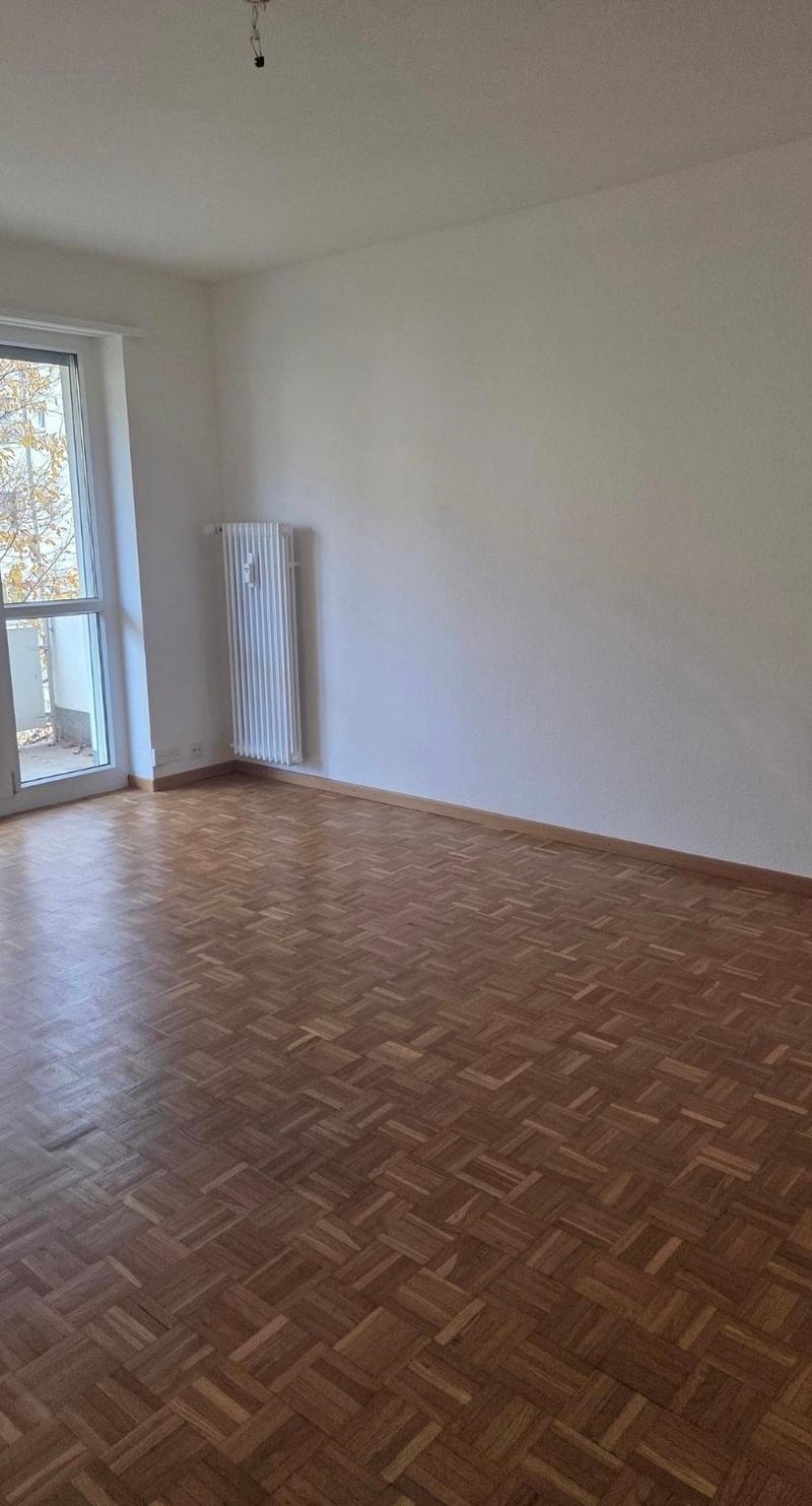 Schöne 2.5-Zimmer Wohnung im St. Johann in Rheinnähe (2)