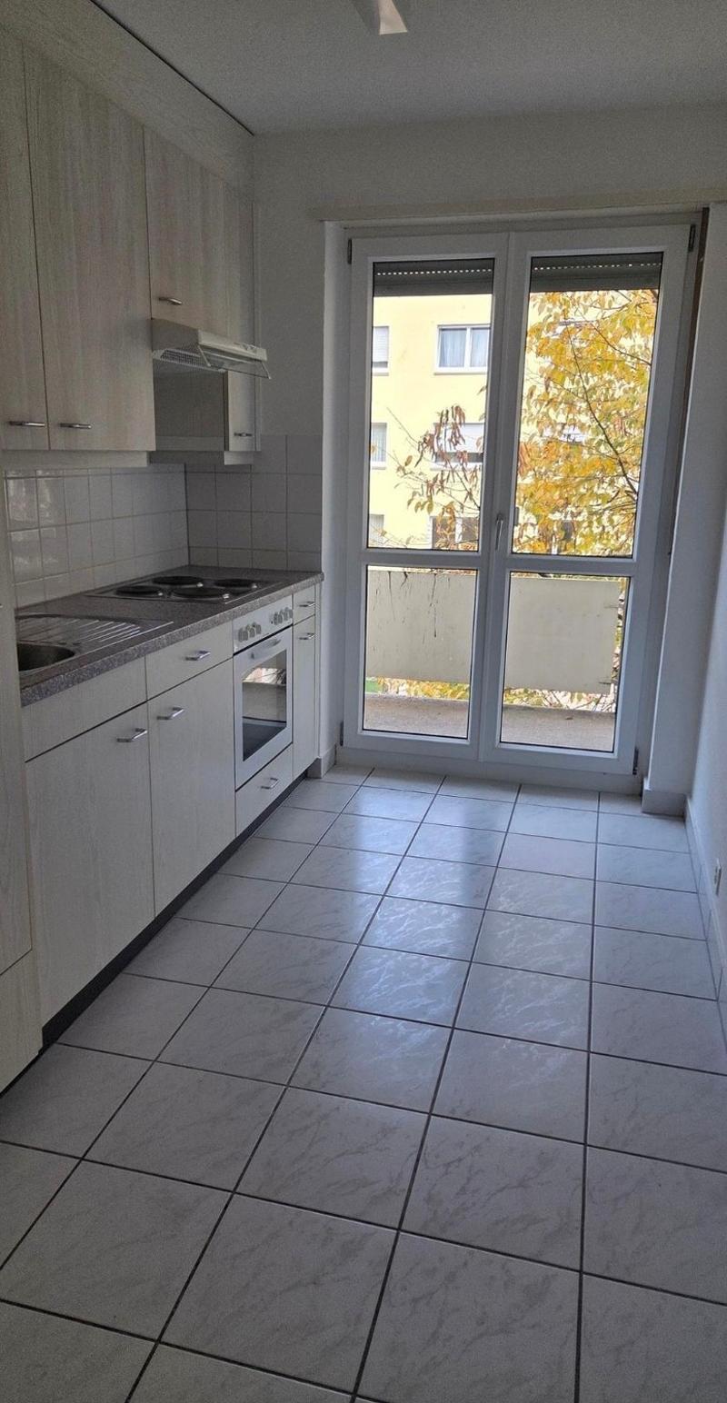 Schöne 2.5-Zimmer Wohnung im St. Johann in Rheinnähe (4)
