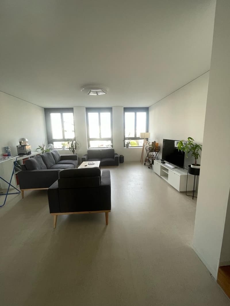 Modernes WG Zimmer in 3er Maisonette-WG (2)
