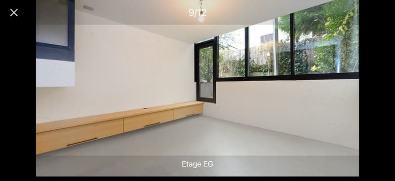 EG