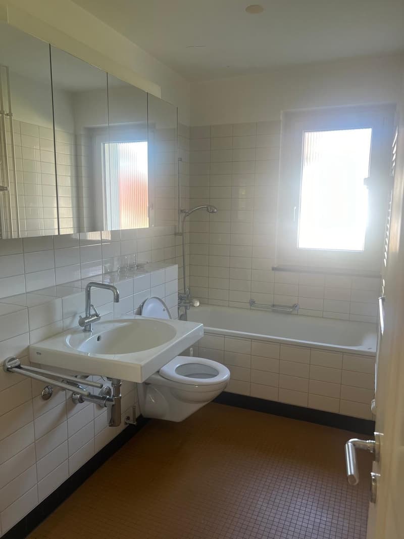 Room for rent in a shared flat: Looking for a muslim brother (3)