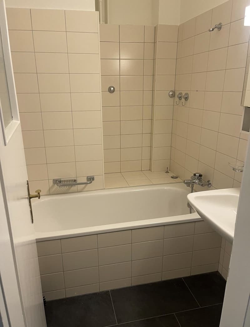 WG-Zimmer- Zürich Wiedikon- Nachmieter/in gesucht ab 01.11.2026 (2)