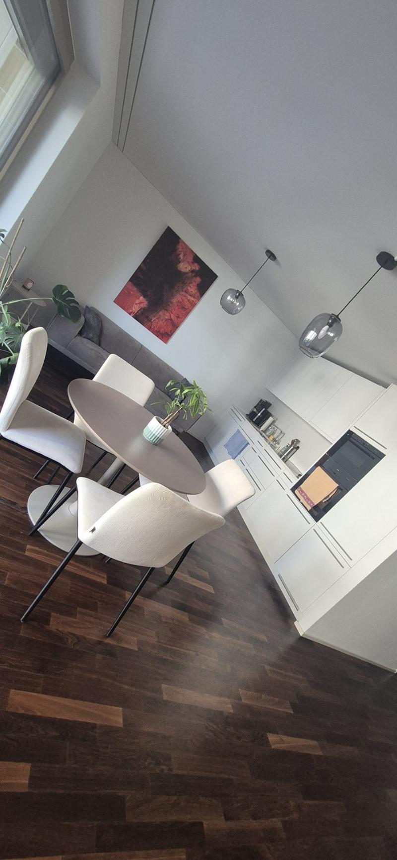 Beautiful flat in kreis 5 (1)