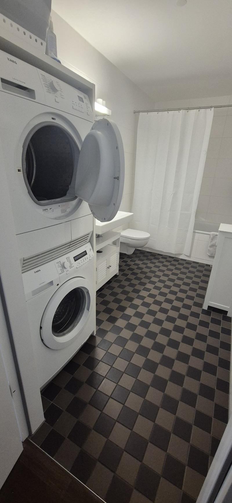Beautiful flat in kreis 5 (3)