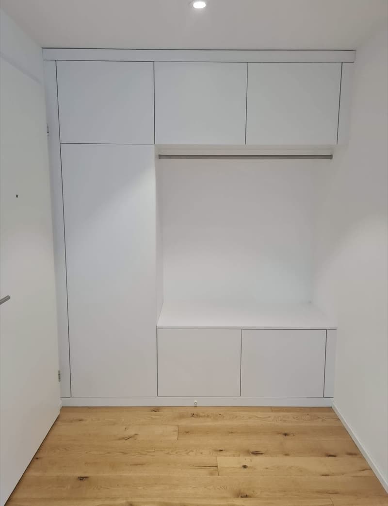 Moderne 2.5 Zimmer-Wohnung mit grosser Terrasse (4)