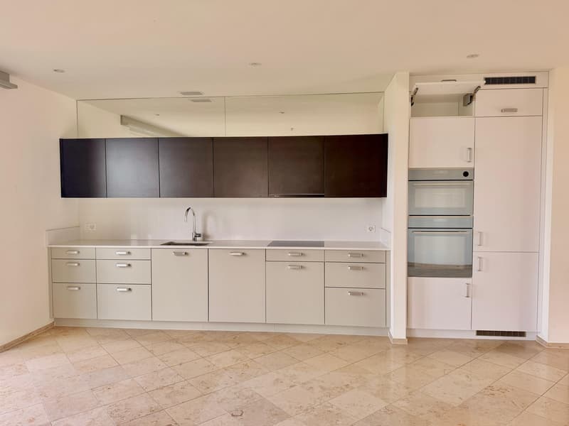 Two rooms available in a Bright and Modern Shared Flat in Zurich Bucheggplatz Area (3)