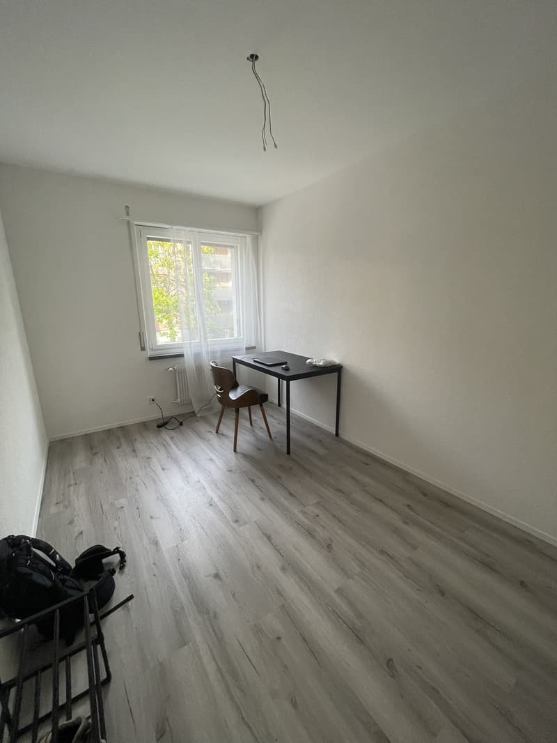 3,5-Zimmer-Wohnung (76 m²) im 2. Stock in zentraler Lage in Thun (8)