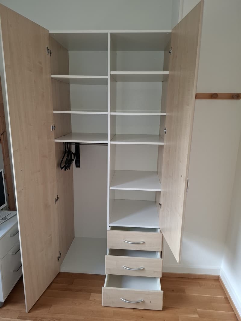Chambre meublée (5)
