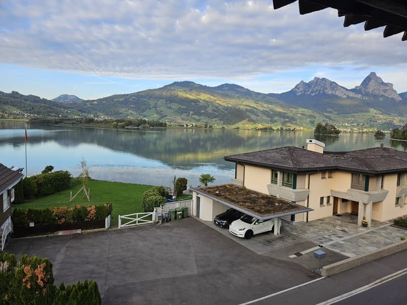Gemütliche 2.5-Zimmer-Wohnung in Lauerz mit wunderschönem Seeblick (5)
