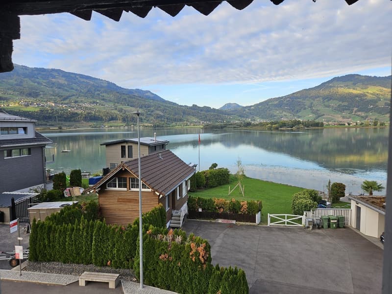 Gemütliche 2.5-Zimmer-Wohnung in Lauerz mit wunderschönem Seeblick (6)