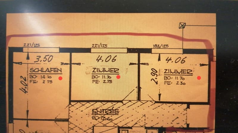 Looking for a peaceful place to call home? We have a room available in our spacious 3-room apartment with: (4)