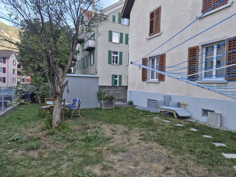 WG-Zimmer in zentraler und schöner Altbauwohnung im Parterre mit Gartensitzplatz zu vermieten (8)