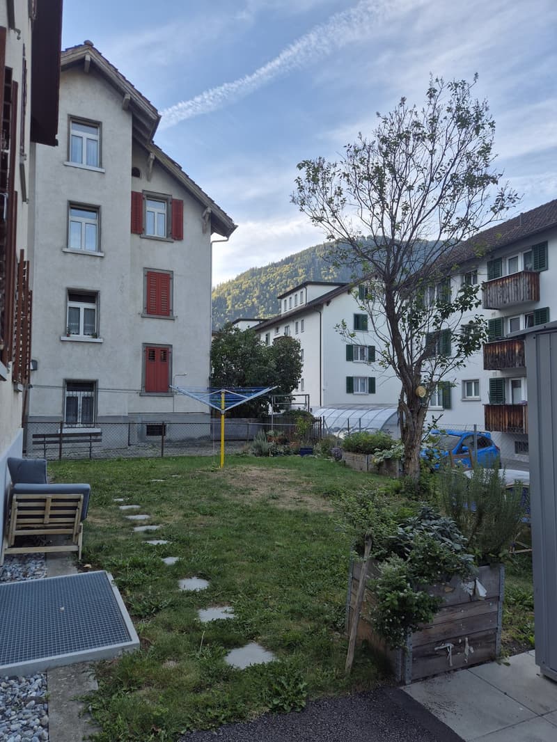 WG-Zimmer in zentraler und schöner Altbauwohnung im Parterre mit Gartensitzplatz zu vermieten (7)