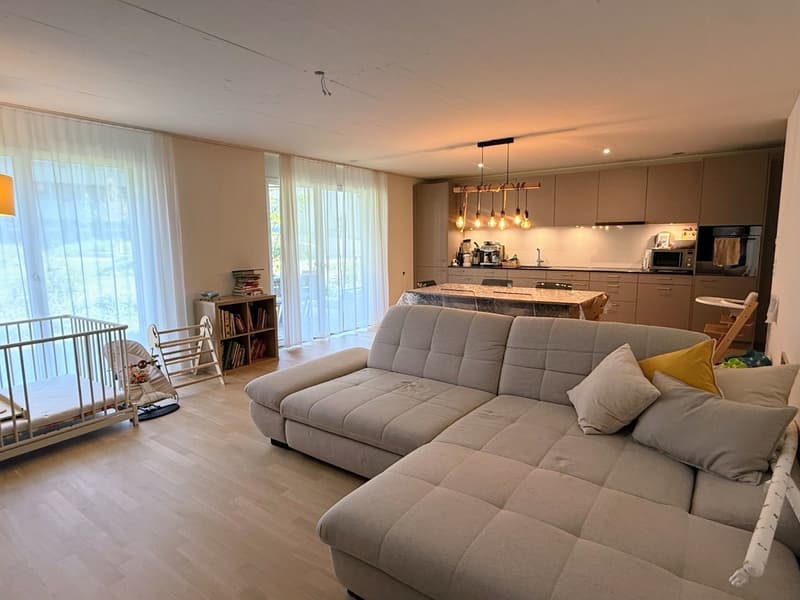 Traumhafte und lichtdurchflutete moderne 4.5 Zimmergartenwohnung mit optimaler Besonnung und Freecooling (1)
