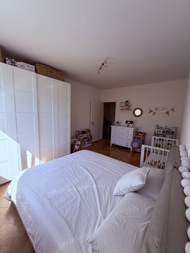 Beautiful 3.5-room apartment in Zürich Enge will be available from 1 November (9)